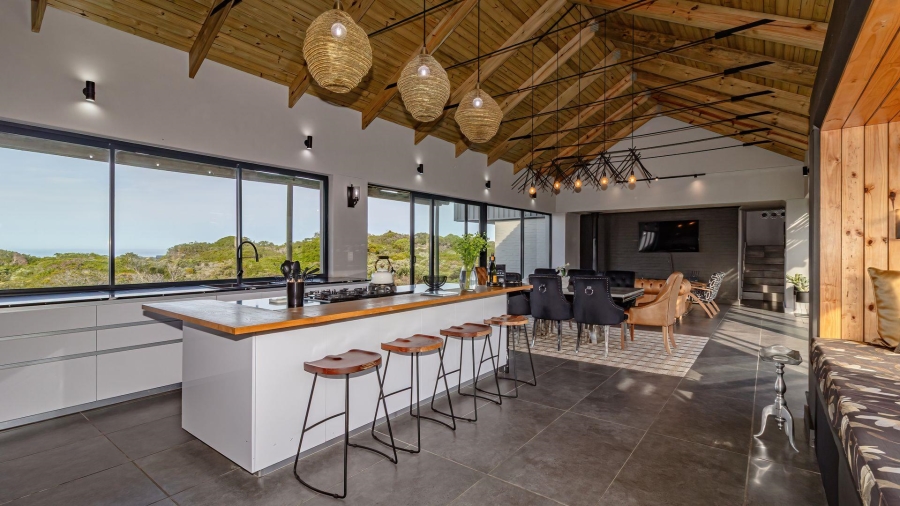 4 Bedroom Property for Sale in Romansbaai Estate Western Cape